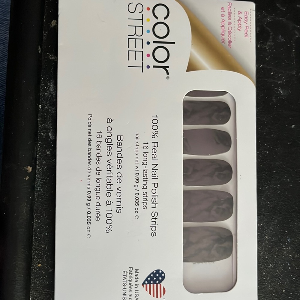 Color Street nail polish strips